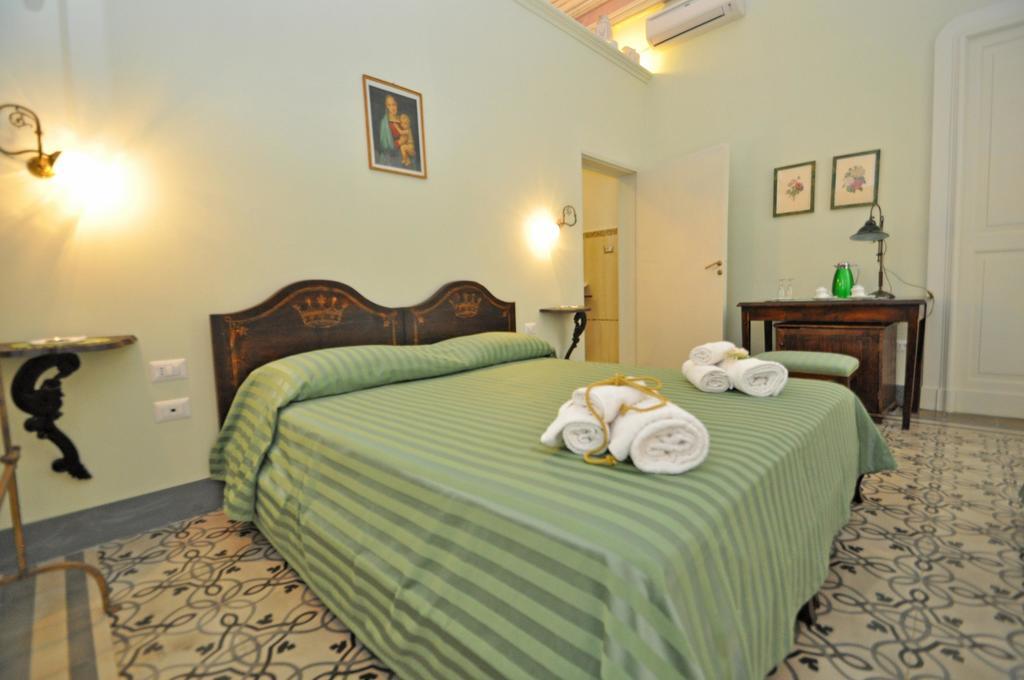 Palazzo De Donatis B&B Melissano ห้อง รูปภาพ